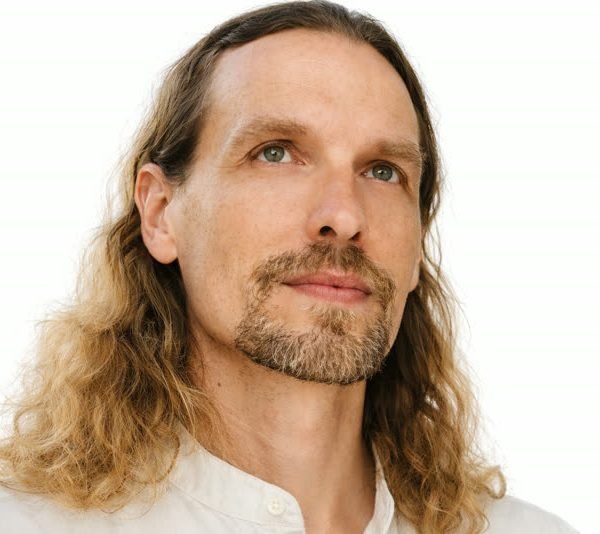 Alexander McDonell — Community facilitator